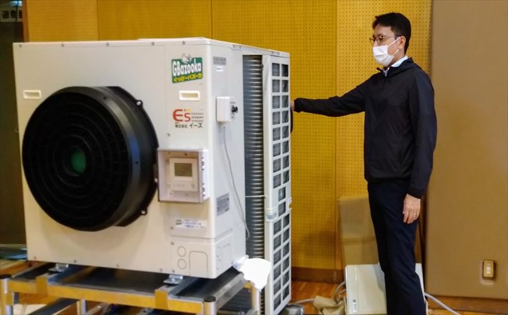 県立川越高校で災害時を想定したエアコン設置訓練を実施