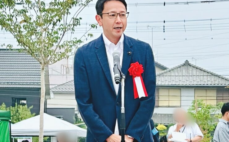新宿町一丁目「ヤオコーみんなの広場」開場記念式典